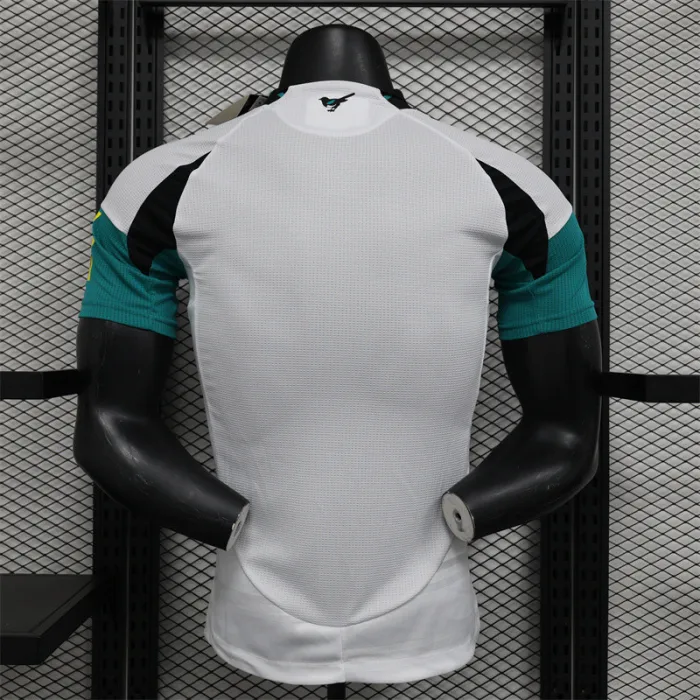 Player Version Newcastle United Third Kit 24/25 Football product image 10