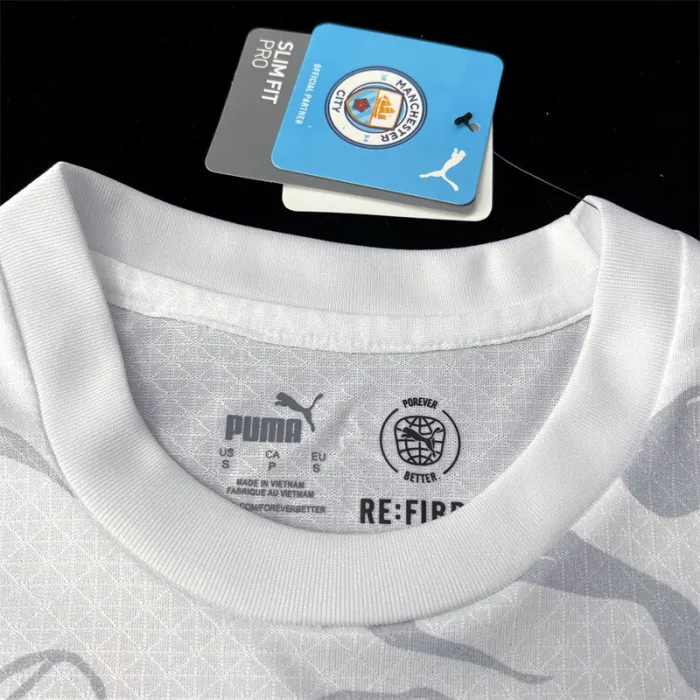 Dragon New Year Manchester City Jersey Special Kit 23/24 product image 4