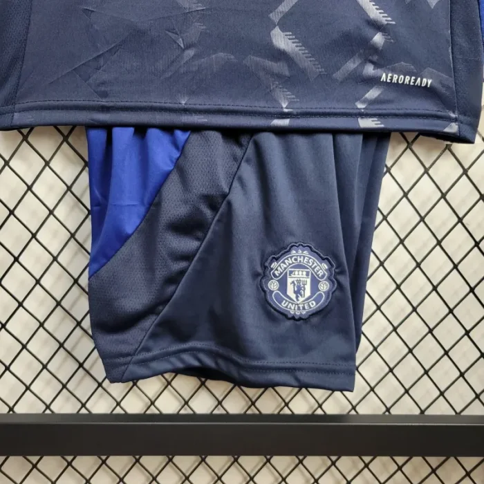 Kids Manchester united Away Kit 24/25 Football Jersey product image 7