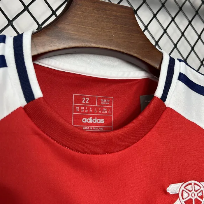 Kids Arsenal Home Kit 24/25 Football Jersey product image 4