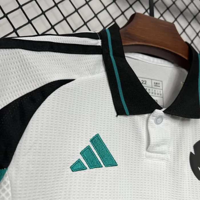 Kids Newcastle United Third Kit 24/25 Football Jersey product image 3