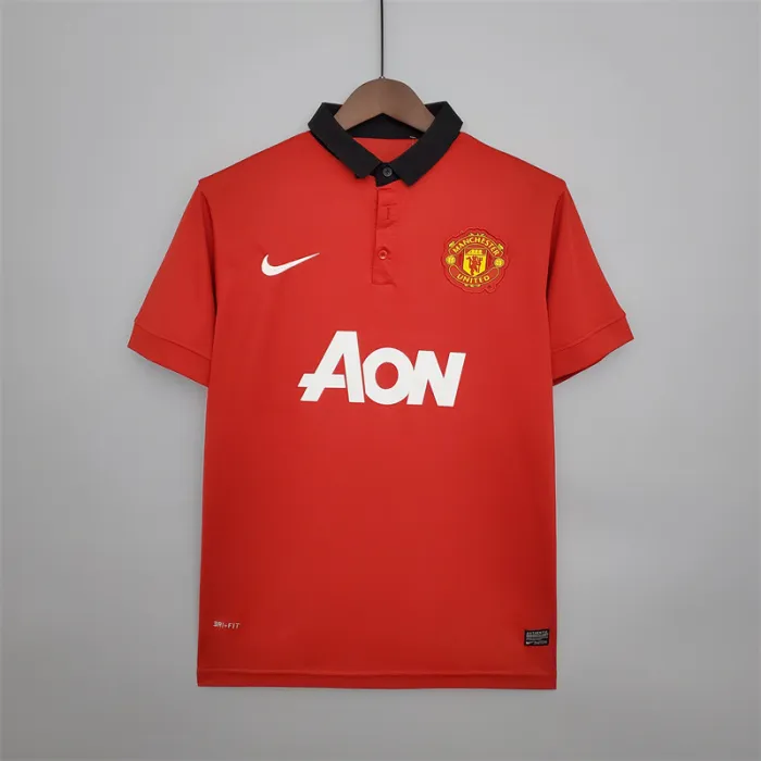 Manchester United Jersey Home Kit 2013/14 Retro Football product image 1