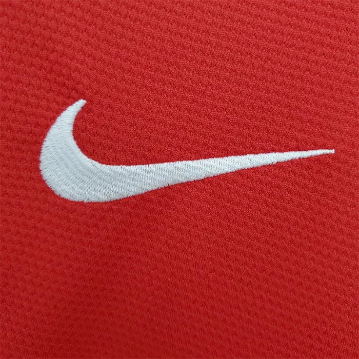 Manchester United Jersey Home Kit 2013/14 Retro Football product image 4