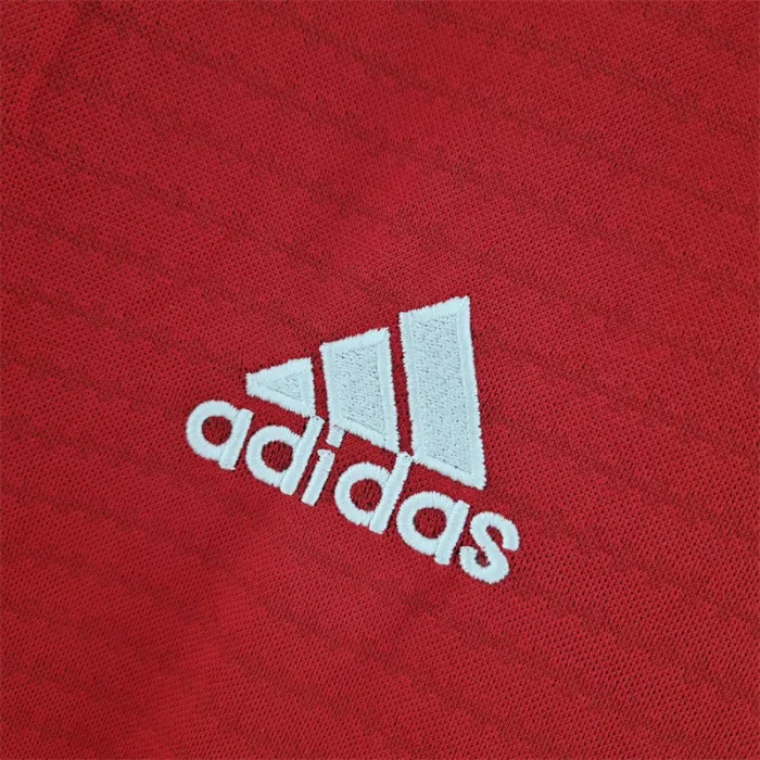 Manchester United Jersey Home Kit 2018/19 Retro Football product image 5