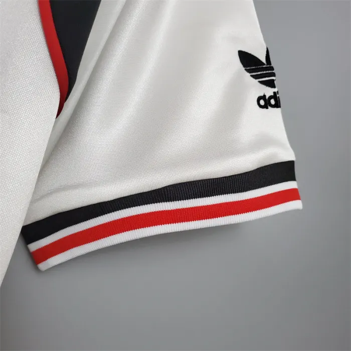 Manchester United Jersey Away Kit 1985 Retro Football Team product image 4