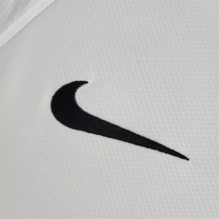 Manchester United Jersey Away Kit 2006/07 Retro Football product image 4