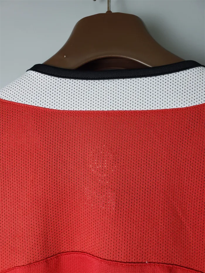 Manchester United Jersey Home Kit 2005/06 Retro Long Sleeve product image 3