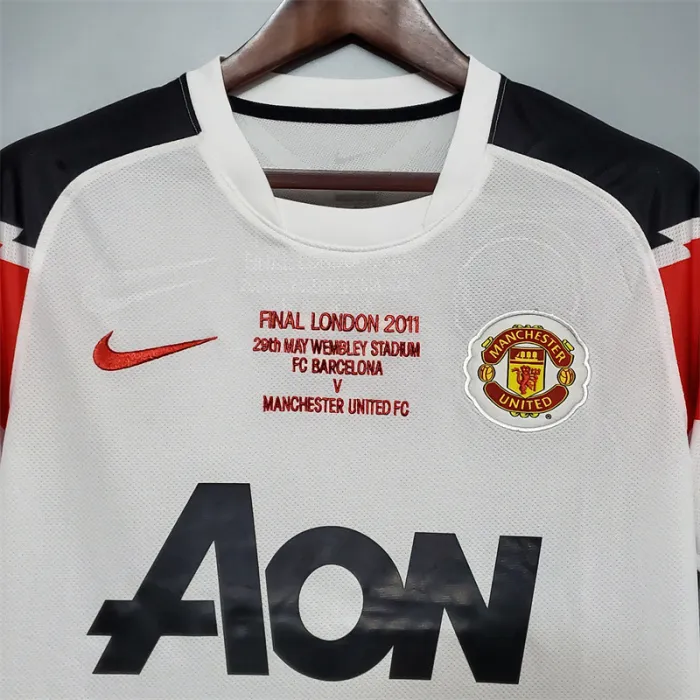 Manchester United Jersey Away Kit 2010/11 Retro Football product image 4