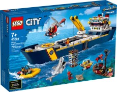 60266 LEGO Ocean Exploration Ship PRE-OWNED CERTIFIED product image 2, provided for visual reference and product detail