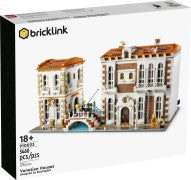 910023 Venetian Houses product image 1, provided for visual reference and product detail review